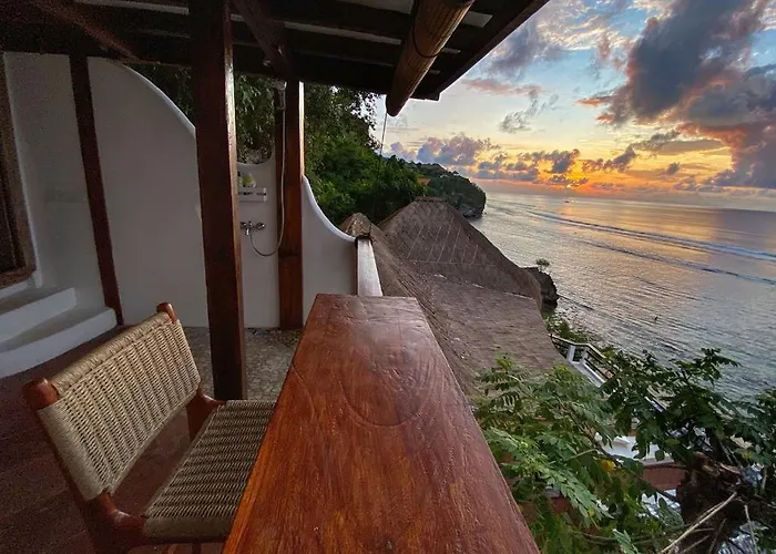 The Hidden Escapes- Unique Tiny Home On Bingin Beach With Breathtaking Ocean & Sunset Views